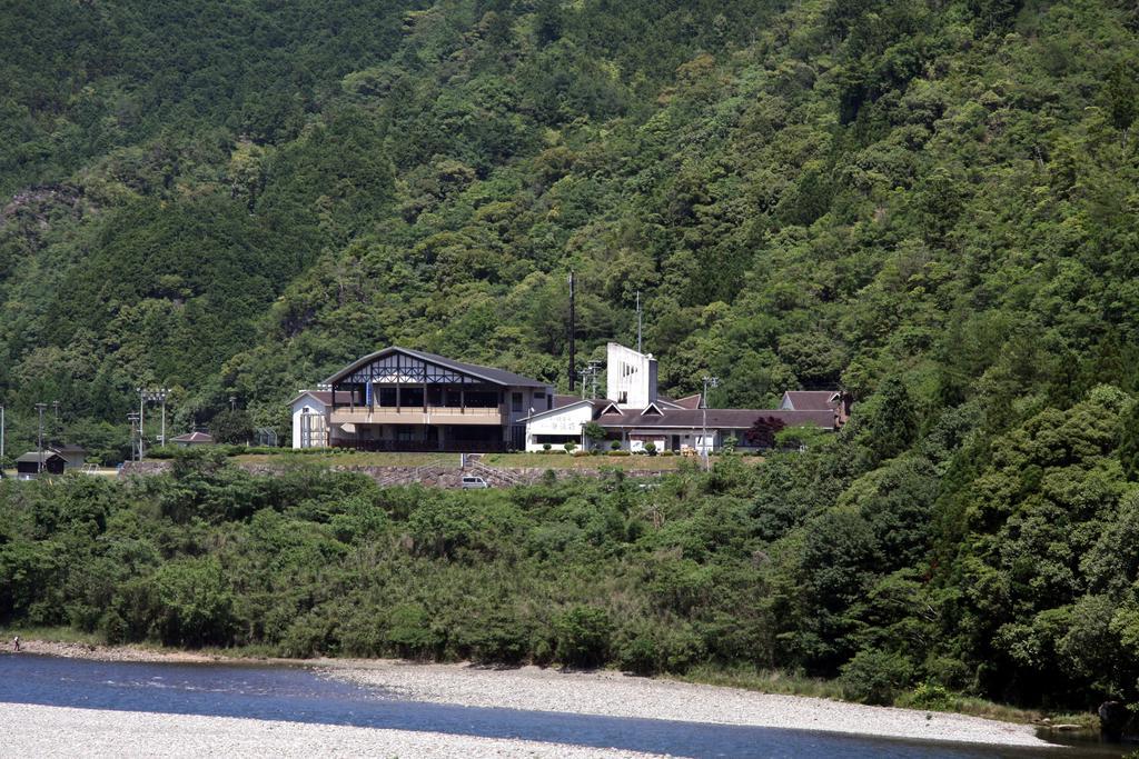 Iruka Onsen Hotel Seiryuusou Кумано Екстериор снимка